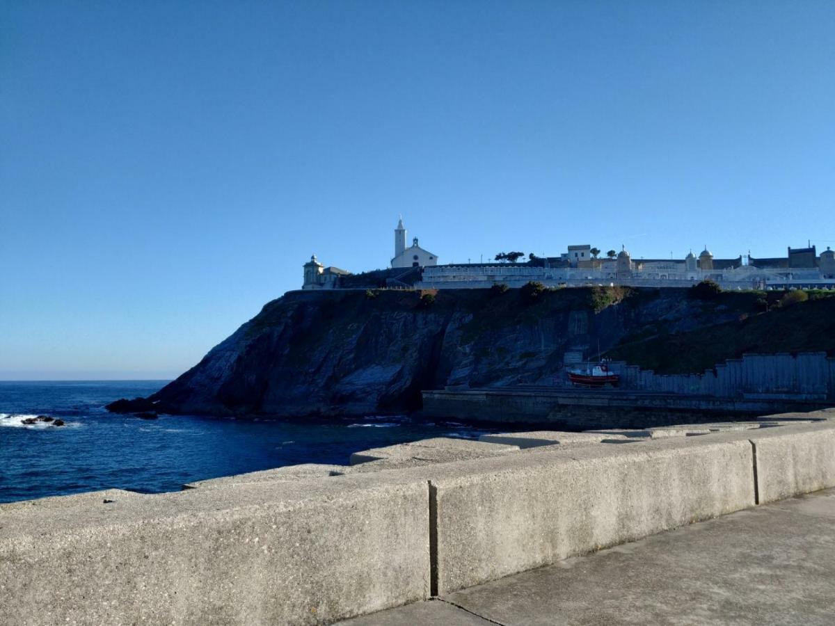 Calle Olavarrieta 16 Bajo Luarca Εξωτερικό φωτογραφία